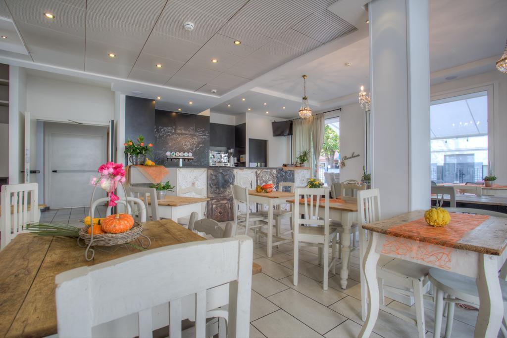 D-Place Hotel & Suite Riccione Luaran gambar