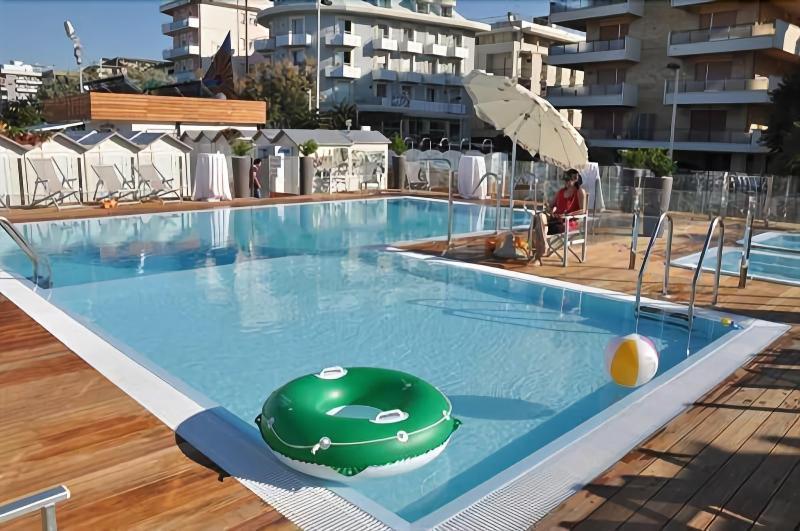 D-Place Hotel & Suite Riccione Luaran gambar